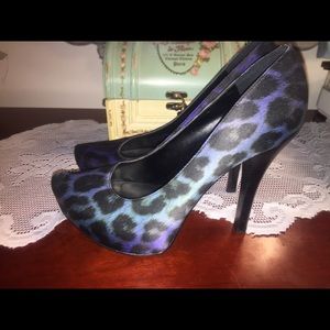 Carlos Santana Blue Leopard Heels
